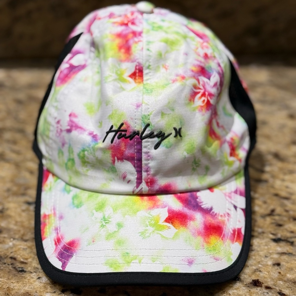 Hurley Black and White Cap